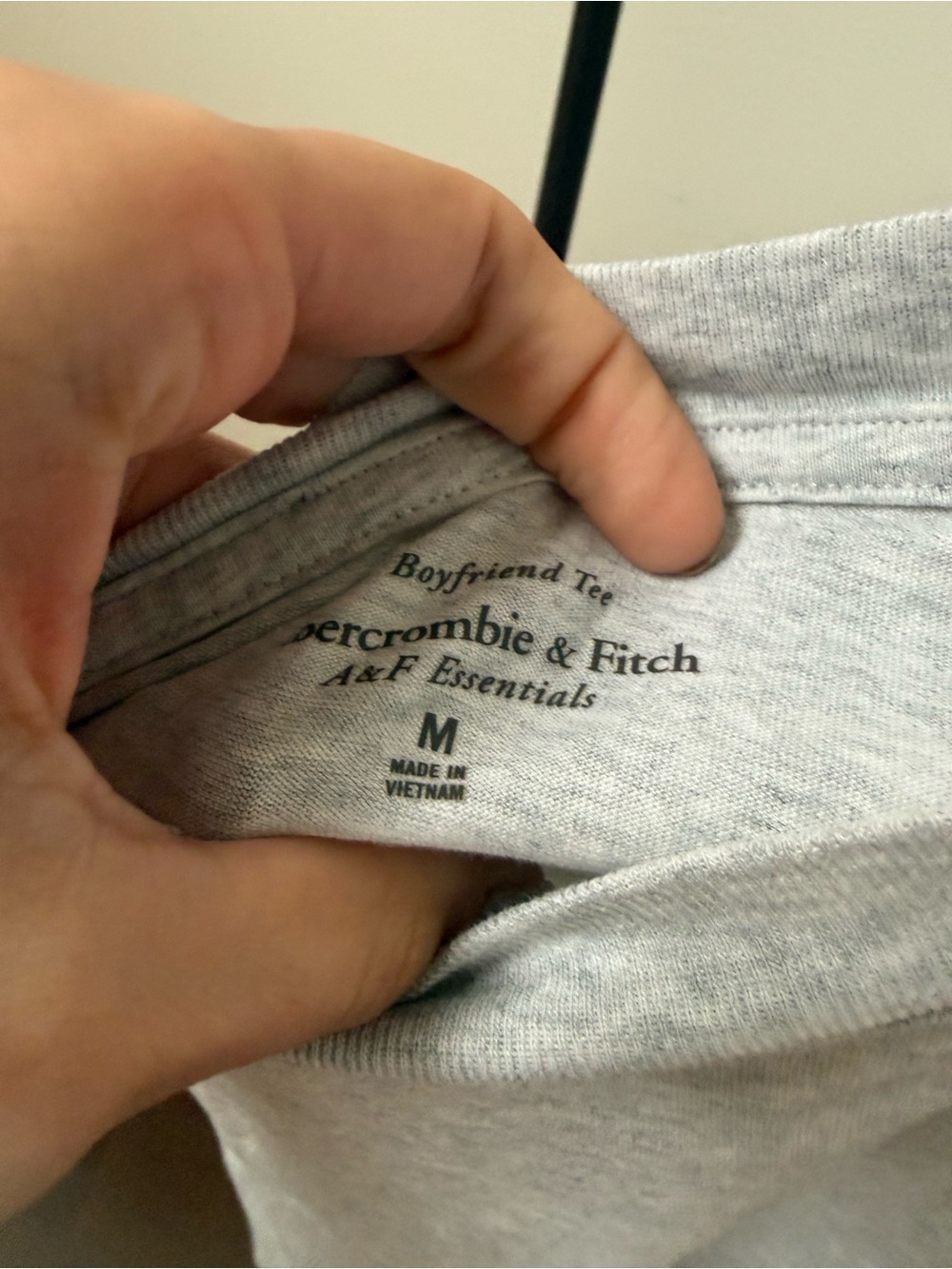 Abercrombie & Fitch Heather Gray Short Sleeve Crew Tee - Picture 2 of 3